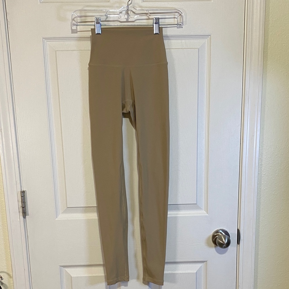 NVGTN Classic Beige Leggings